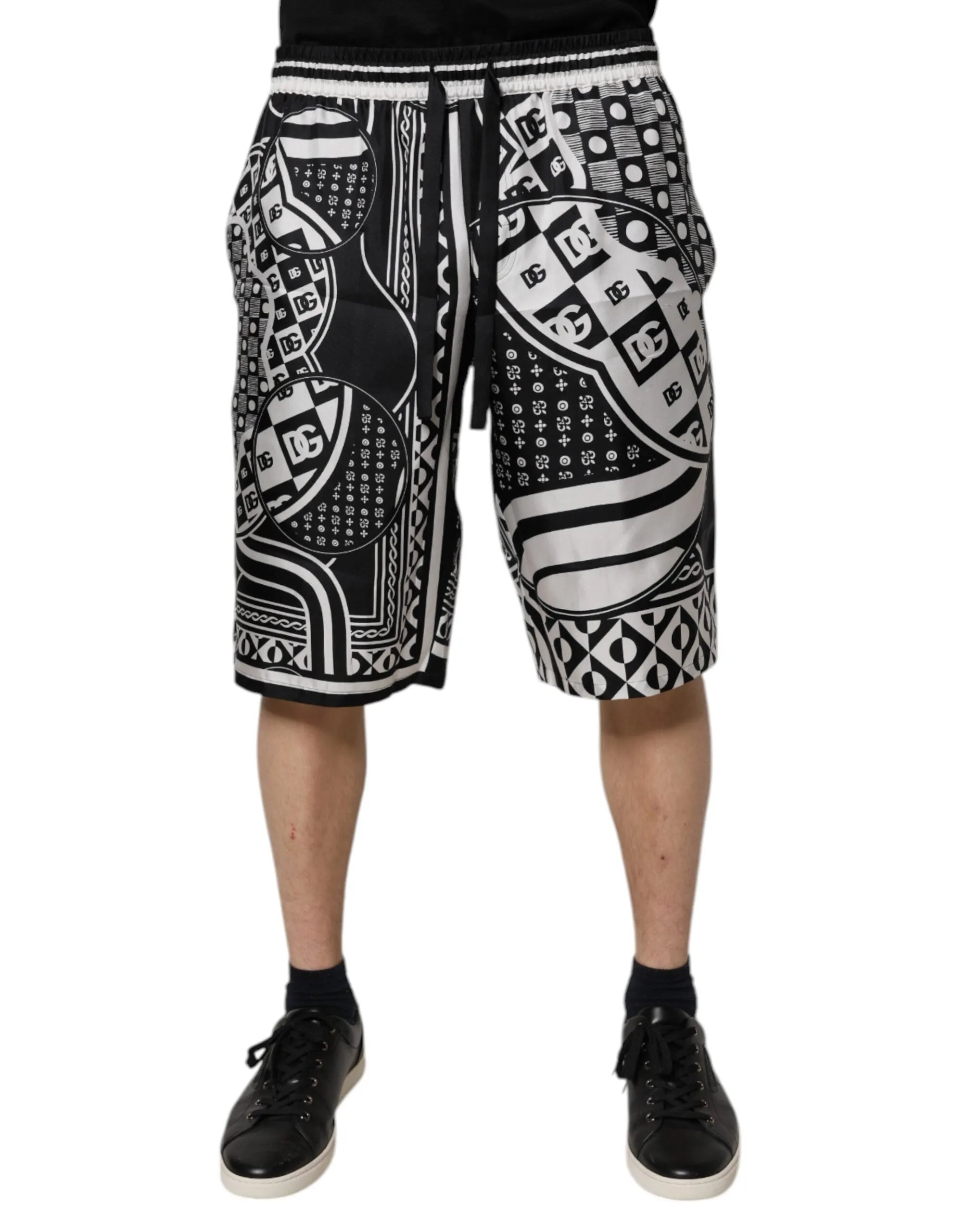 Dolce & Gabbana  Bandana Silk Men Bermuda Men's Shorts (Pre-Owned)