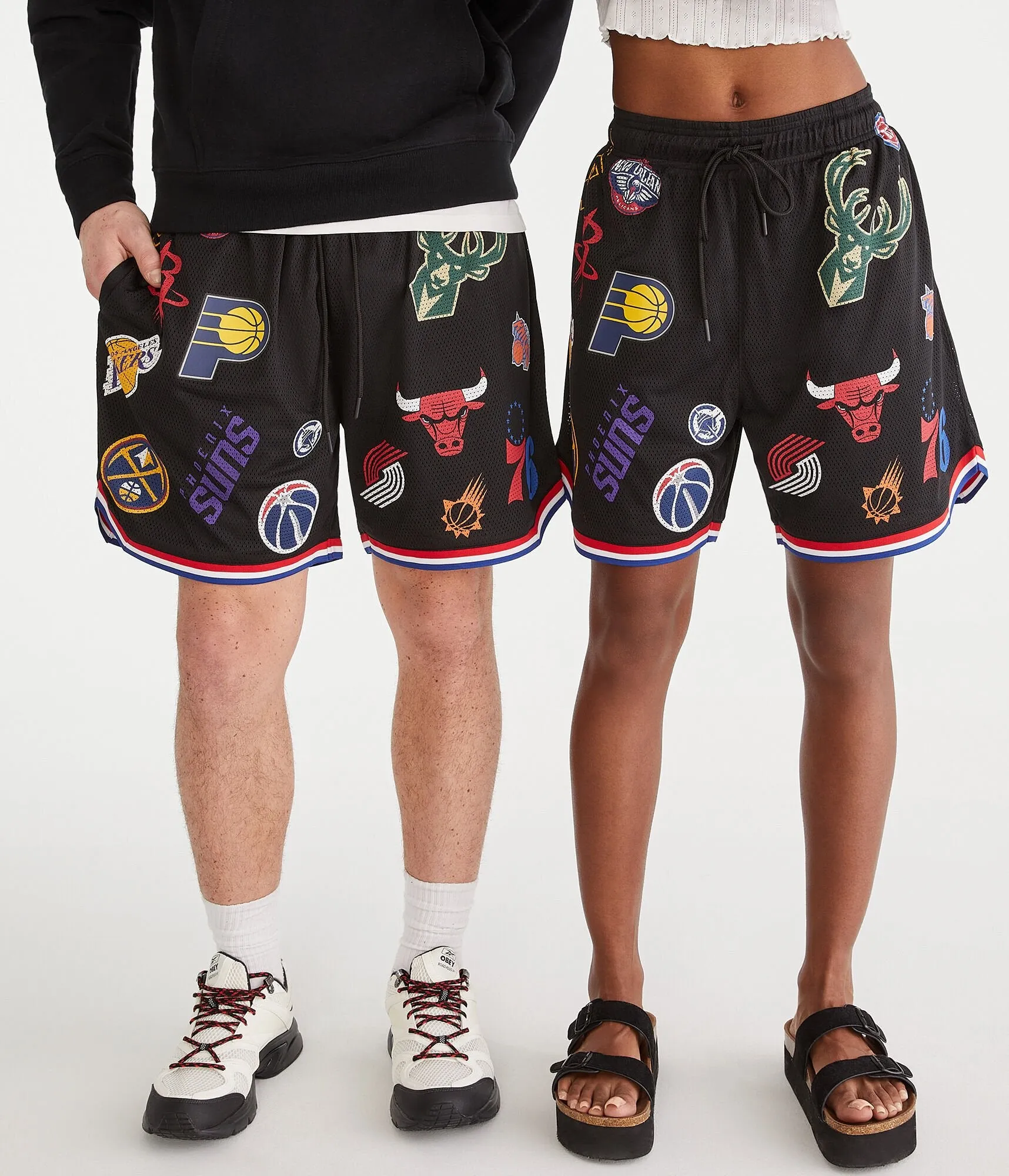 Aeropostale Nba Team Logos Mesh Shorts 6"