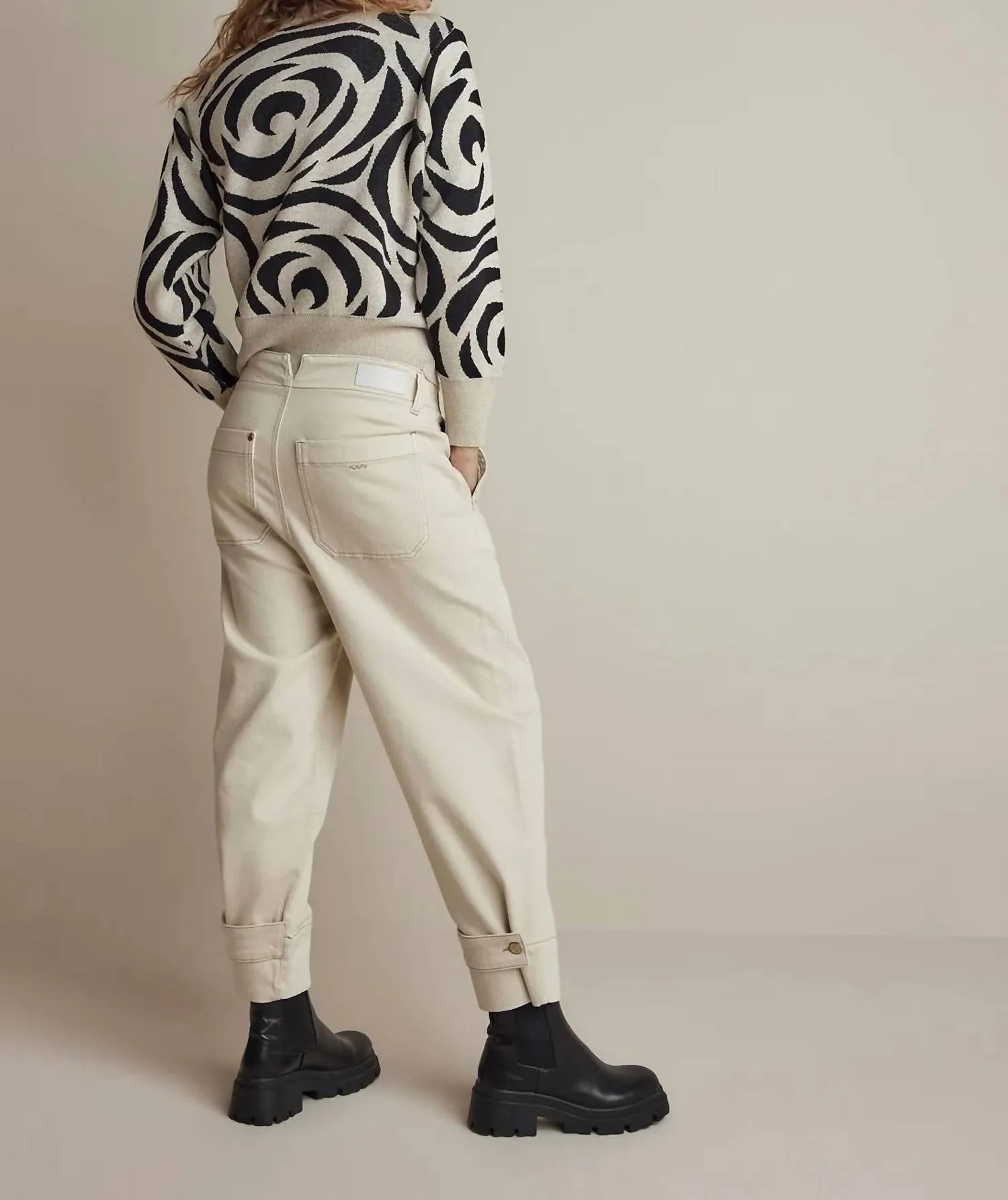 Barrel Jean In Ivory