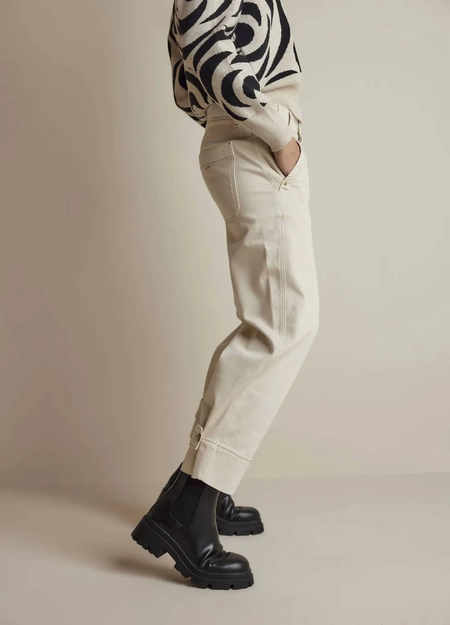 Barrel Jean In Ivory