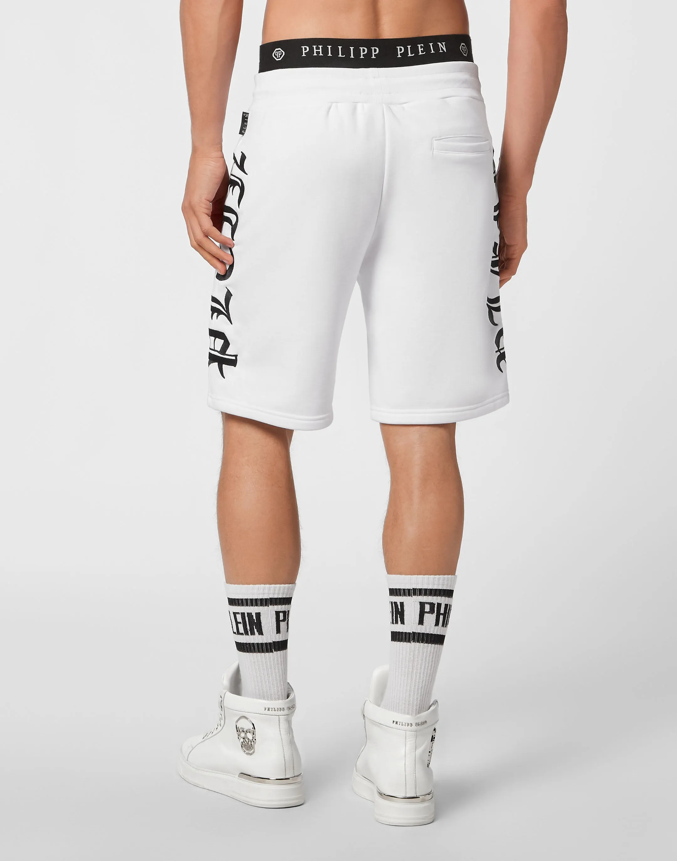 Basket Jogging Shorts Gothic Plein