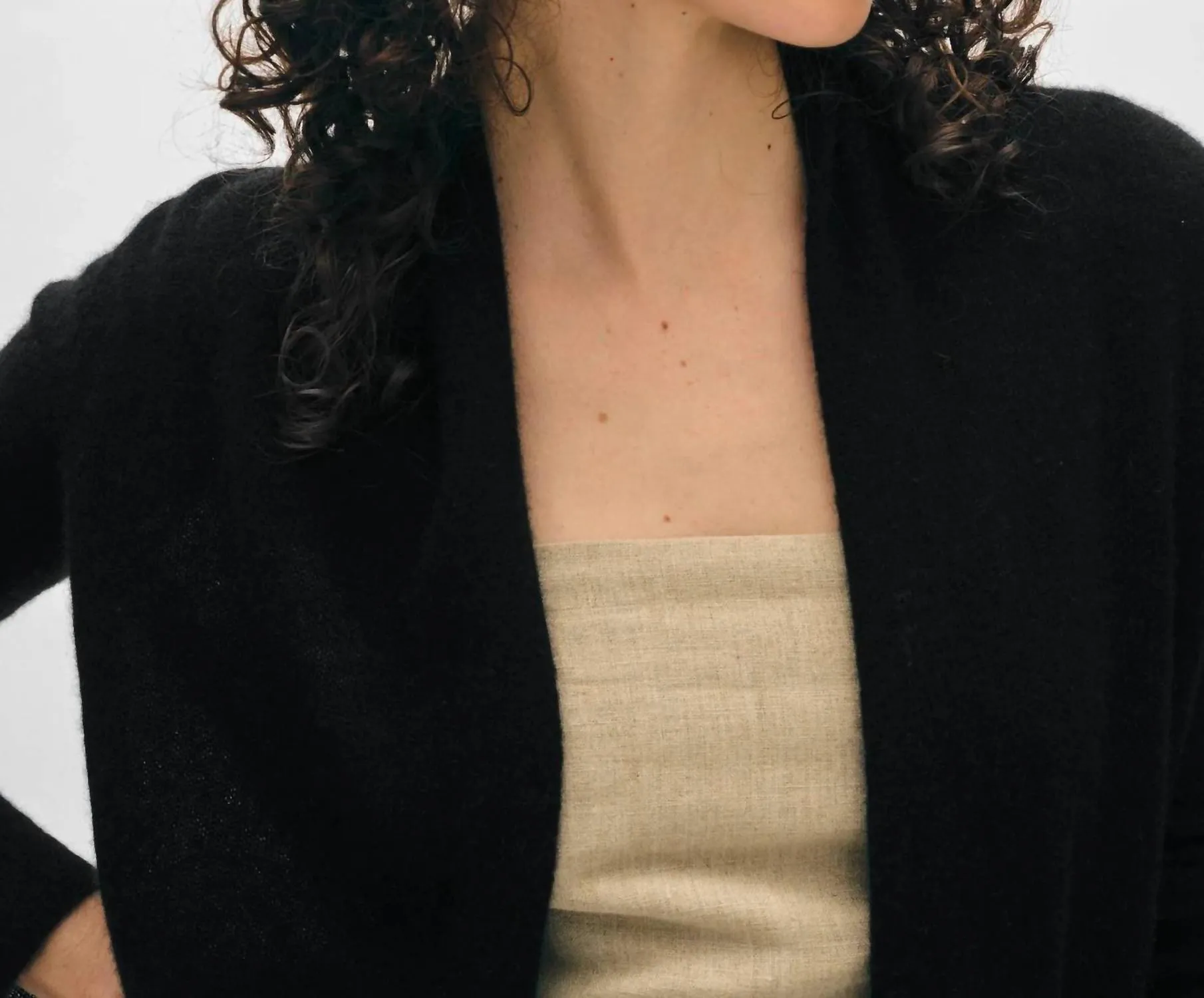 Cashmere Mini Trapeze Cardigan In Black