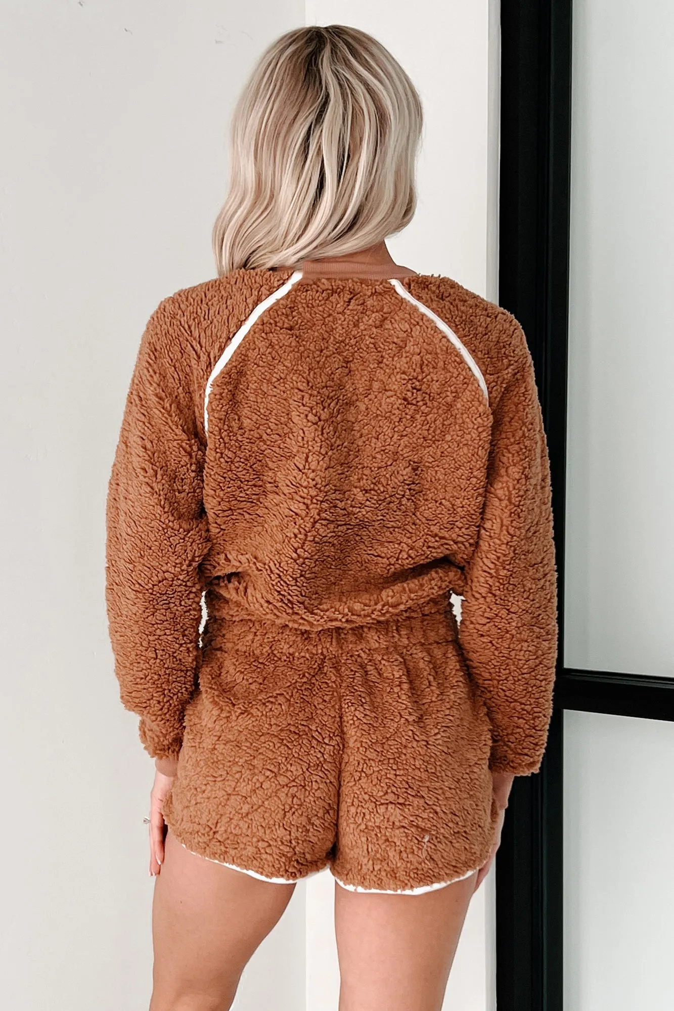 Cloud Nine Comfort Faux Fur Lounge Set (Brown)