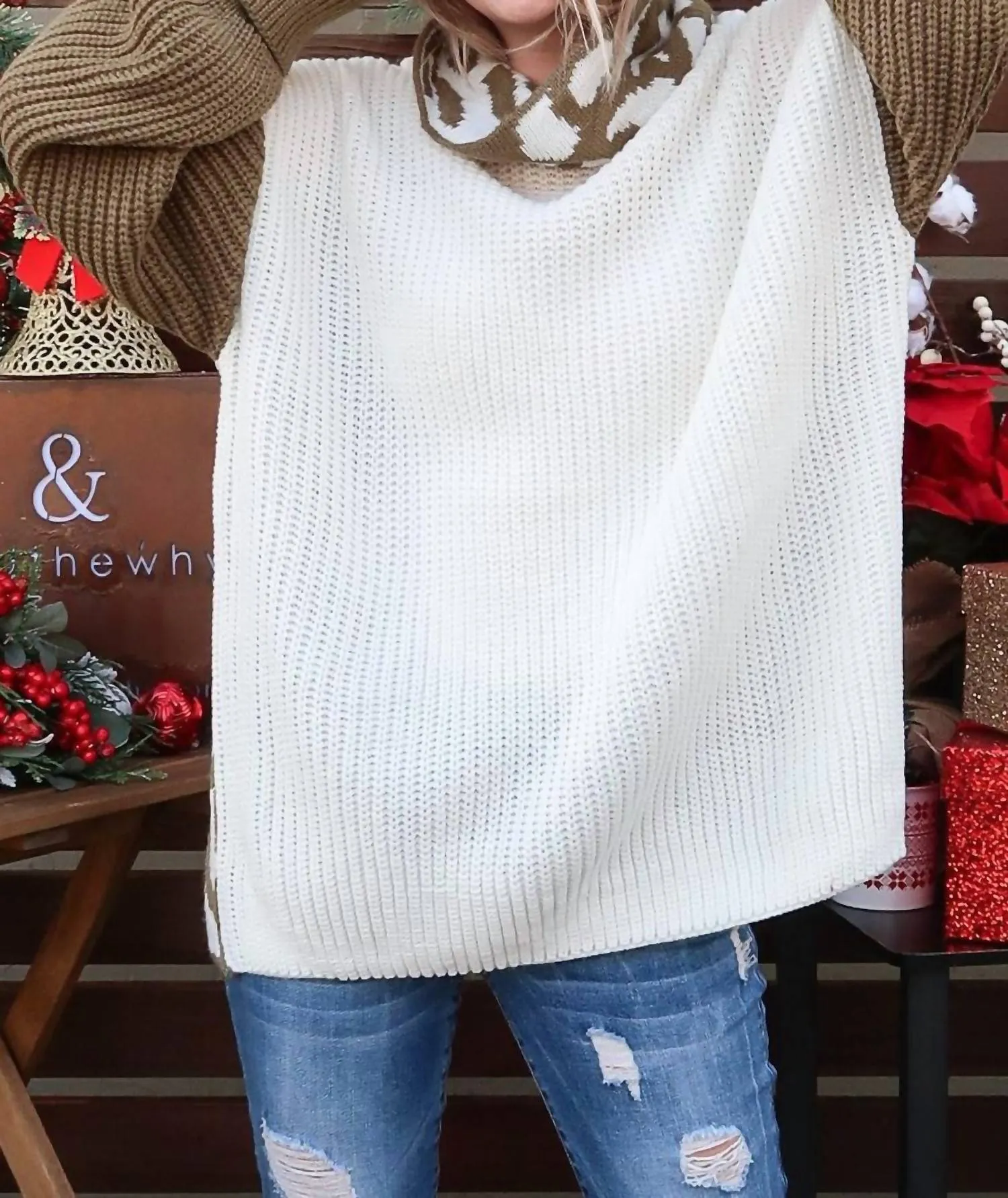 Color Block Turtle Neck Sweater In Leopard Printed