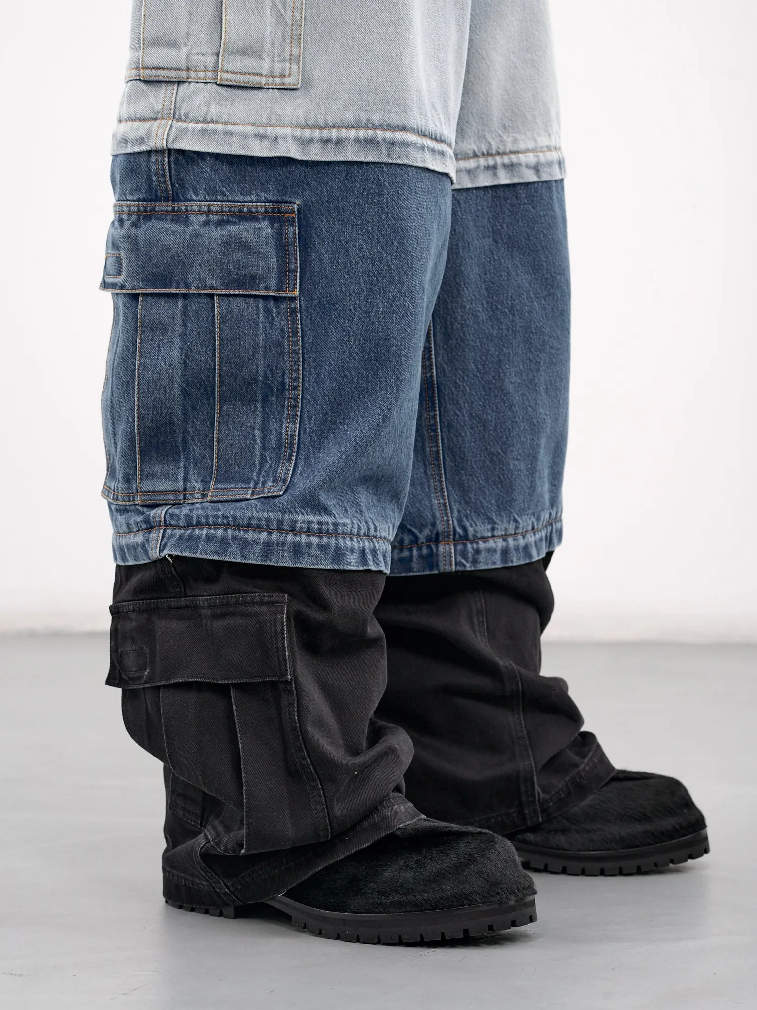 Deconstructed Triple Cargo Pants (UA66PA510N-DENIM)