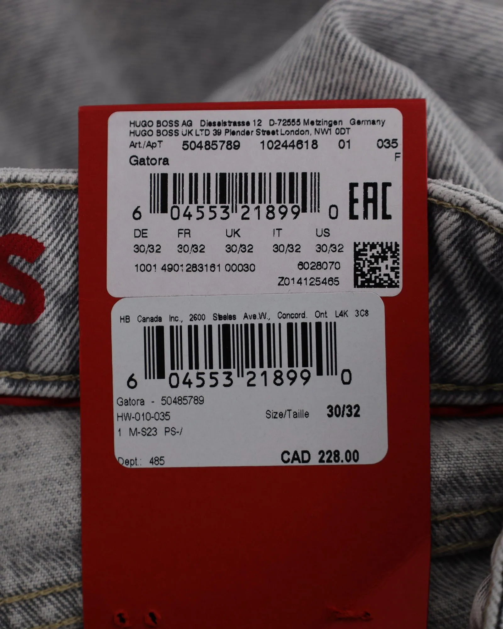 Hugo Boss Light Washed Jeans in Grey Cotton