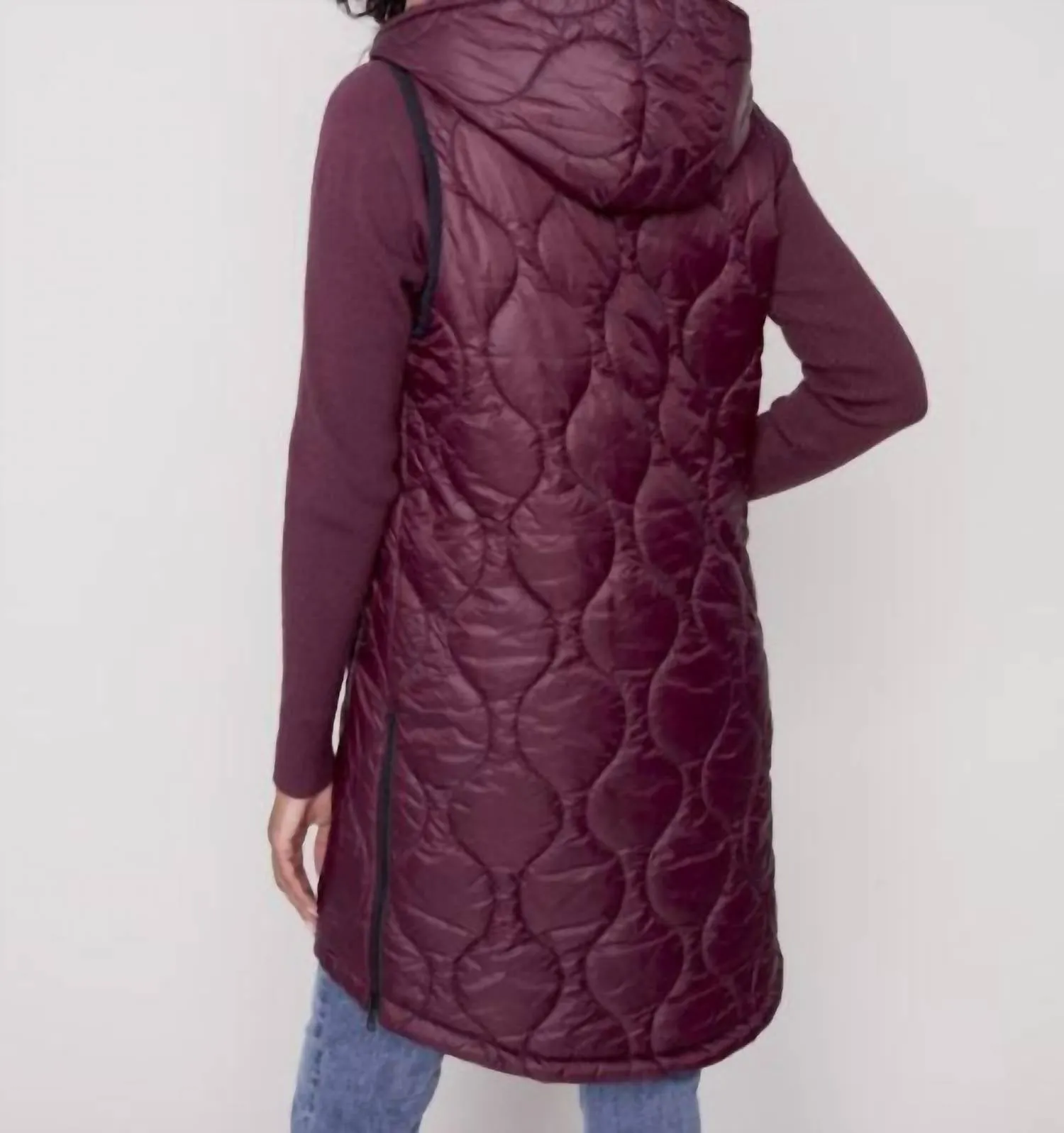 Luna Quilted Puffer Vest In Wine