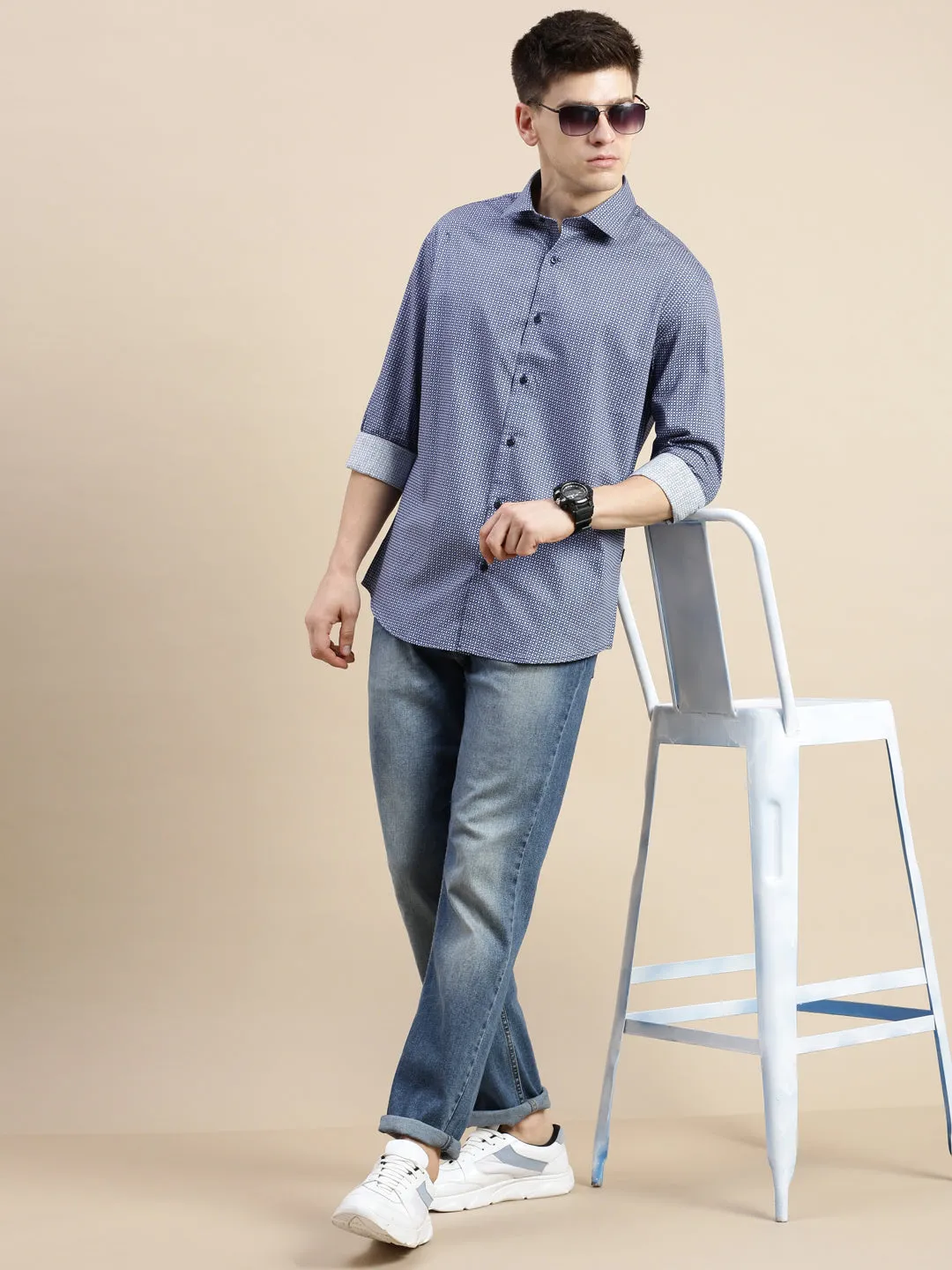 Men Blue Standard Slim Fit Micro Ditsy Printed Spread Collar Cotton Casual Shirt