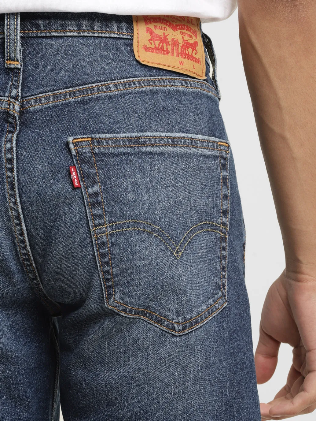 Men's 512 Mid Indigo Slim Tapered Fit Mid Rise Jeans