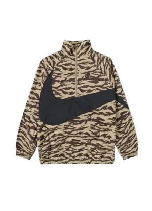 Men's Swoosh Half Zip Windrunner Jacket In Khaki Camo