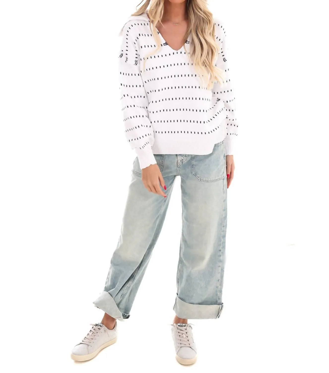Raising The Bar V-Neck Sweater In Ivory/navy