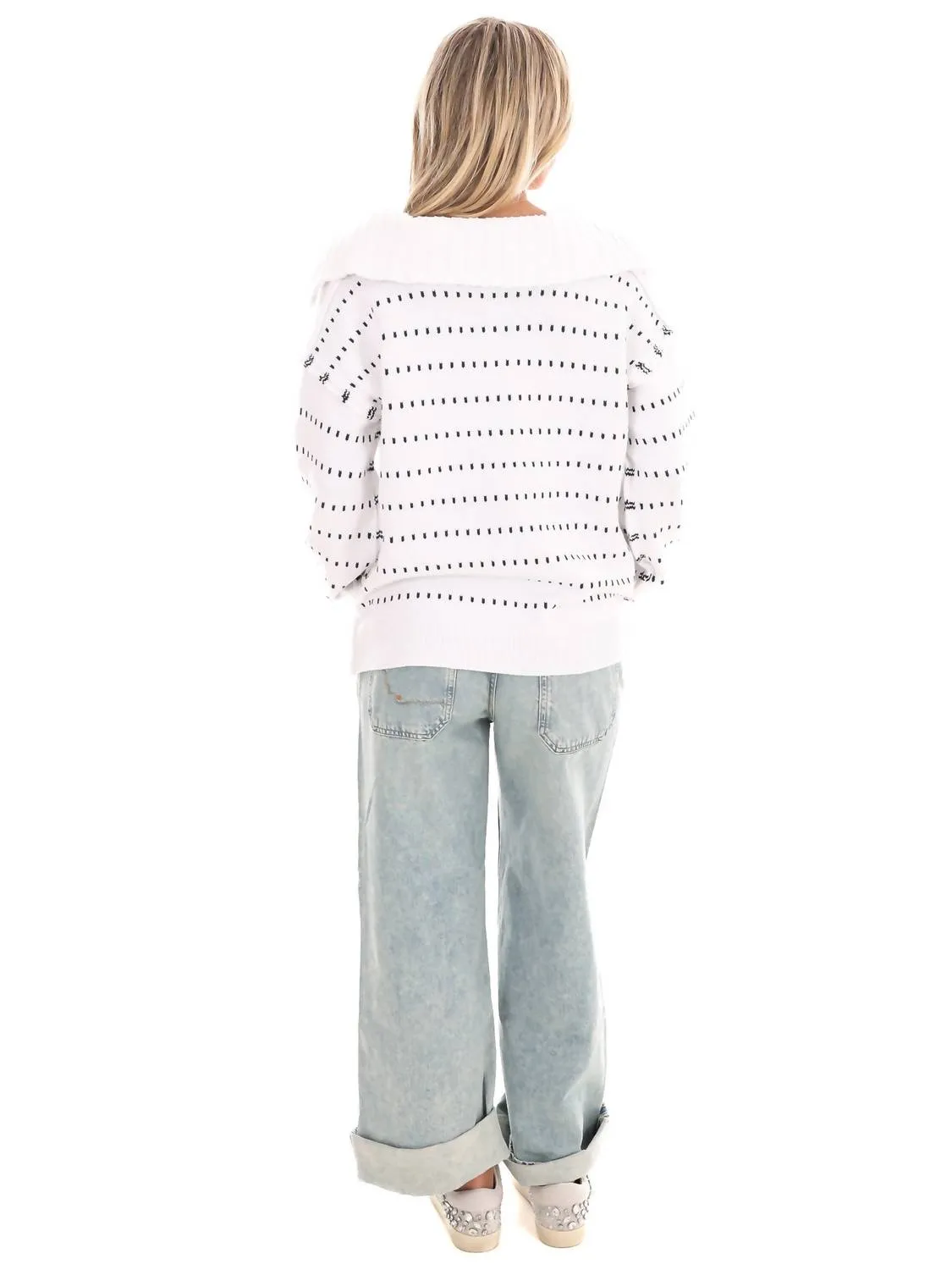 Raising The Bar V-Neck Sweater In Ivory/navy