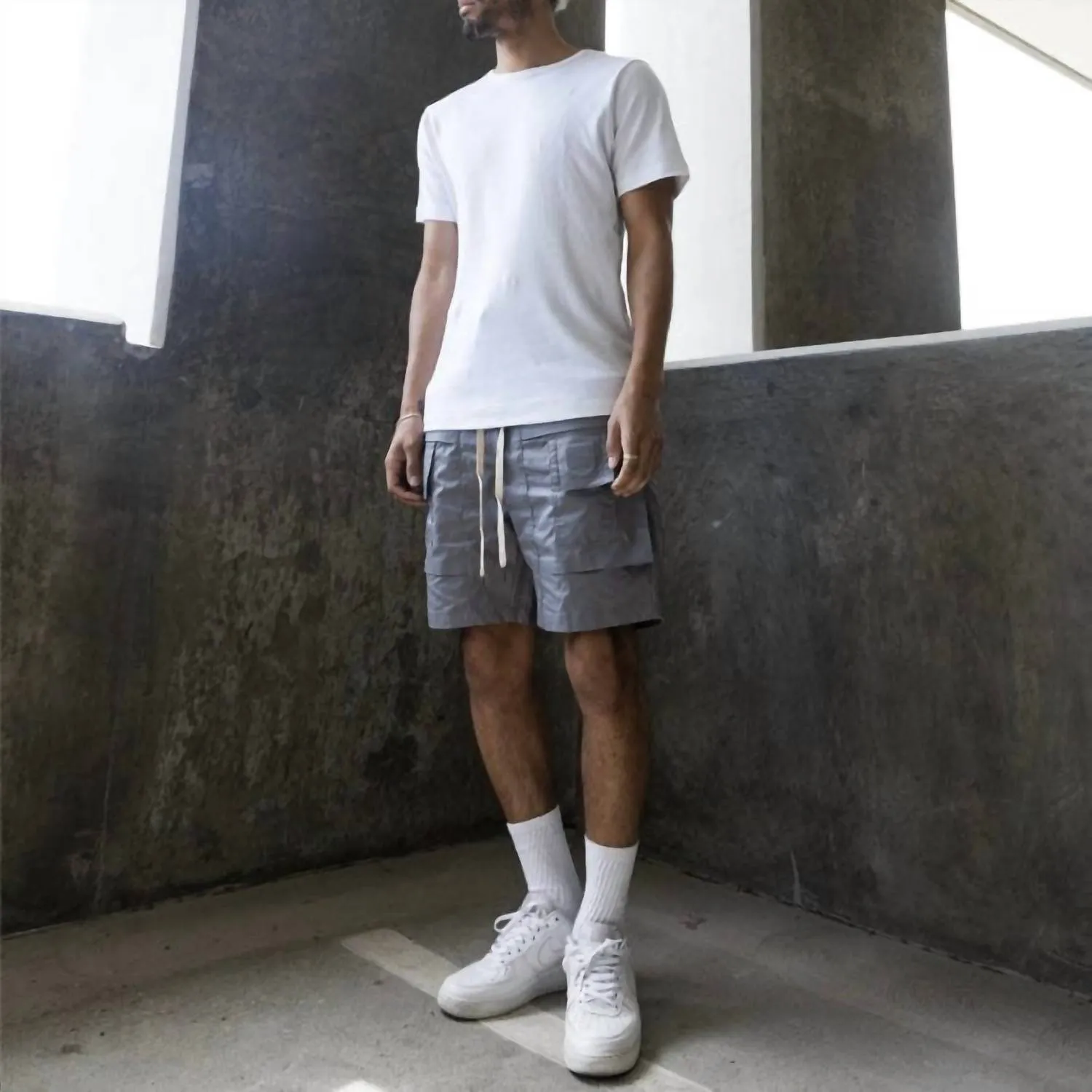 Shinobi Cargo Pocket Shorts In Grey