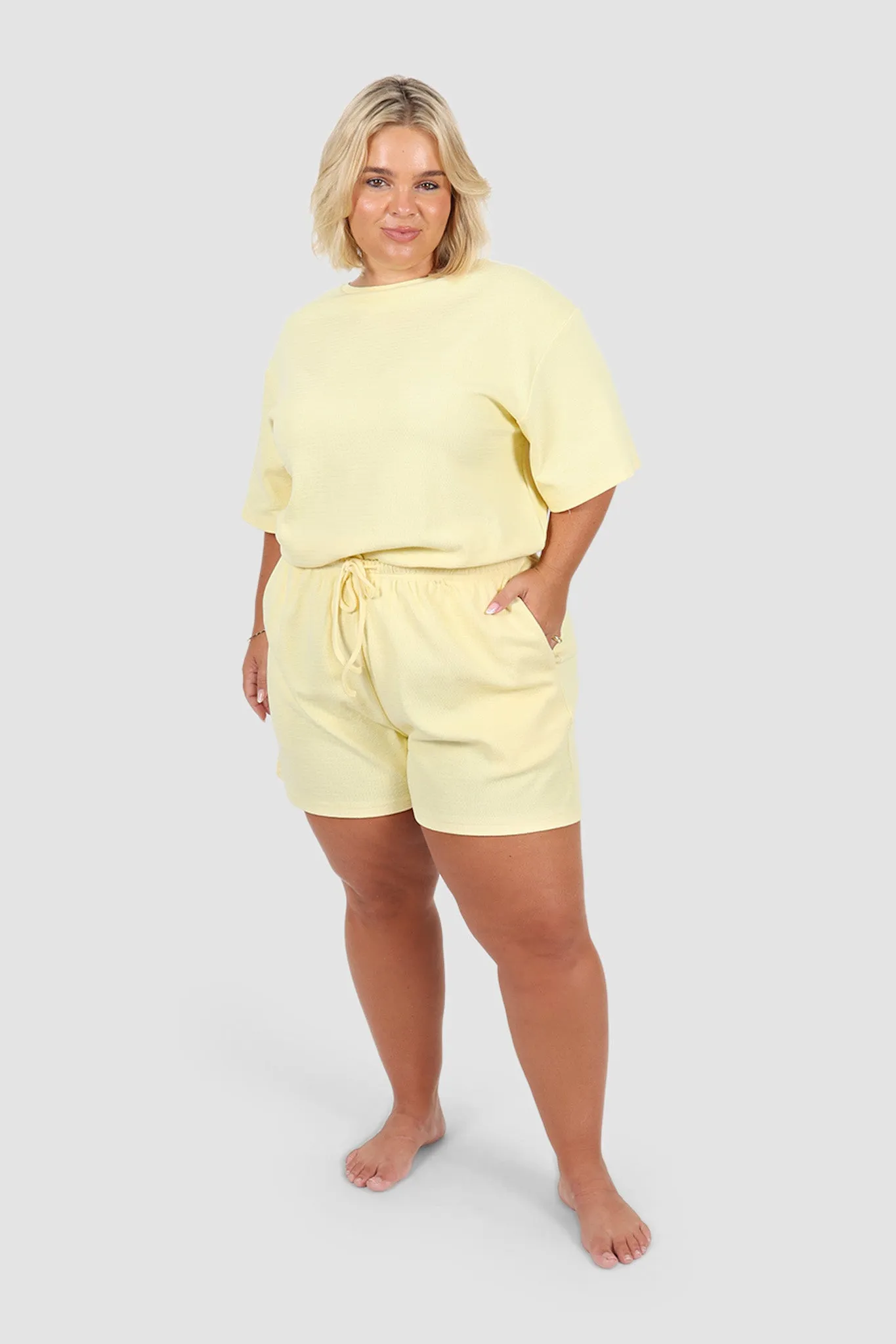 TORLA SHORTS SOFT YELLOW